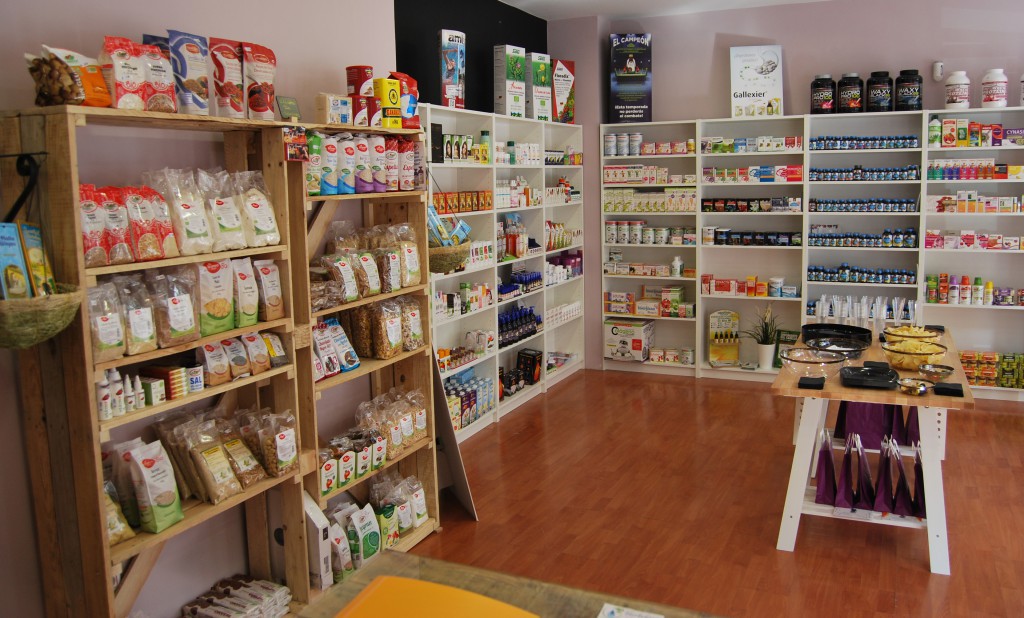 Hojas de Aka Móstoles Hojas de Aka Móstoles